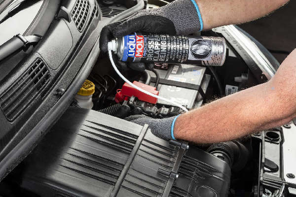 Check-up Media LIQUI MOLY Anwendung Pro-Line Drosselklappenreiniger