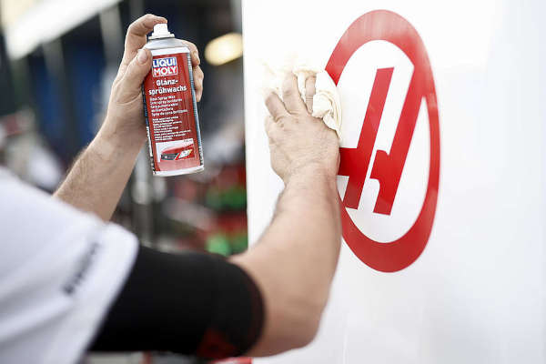 Check-up Media LIQUI MOLY Haas F1 3